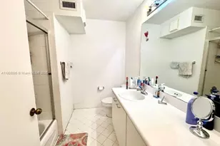 2567 Cordoba Bend, Weston, FL 33327 - Photo 11