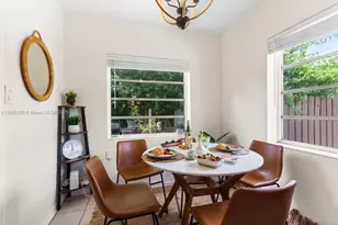 402 NW 102nd St, Miami, FL 33150 - Photo 3