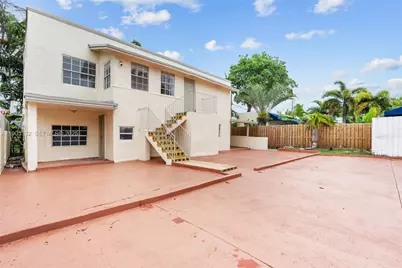 2385 SW 17th St, Miami, FL 33145 - Photo 3