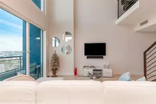 60 SW 13th St, Miami, FL 33130 - Photo 7