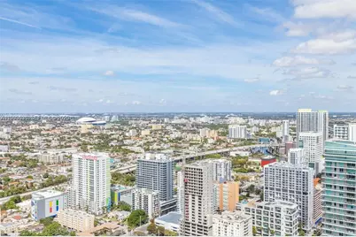 60 SW 13th St #4205, Miami, FL 33130 - Photo 3