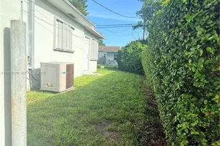 940 NW 67th St, Miami, FL 33150 - Photo 5