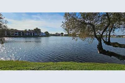 214 Lake Pointe Dr #109, Oakland Park, FL 33309 - Photo 23