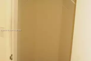 214 Lake Pointe Dr, Oakland Park, FL 33309 - Photo 15