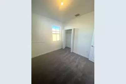 3338 W 112th St, Hialeah, FL 33018 - Photo 27