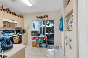 2993 W 80th St, Hialeah, FL 33018 - Photo 5