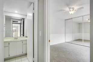 9143D SW 23rd St, Davie, FL 33324 - Photo 25