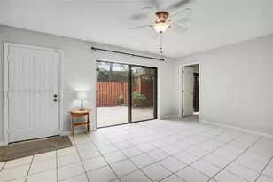 9143D SW 23rd St, Davie, FL 33324 - Photo 7