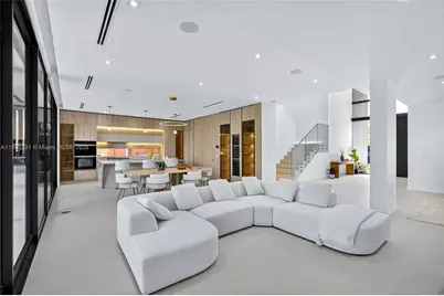 1021 W 46th St, Miami Beach, FL 33140 - Photo 7