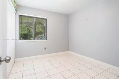 20561 SW 122nd Pl, Miami, FL 33177 - Photo 9