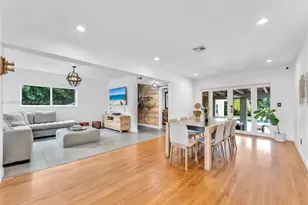 971 NE 116th St, Biscayne Park, FL 33161 - Photo 7