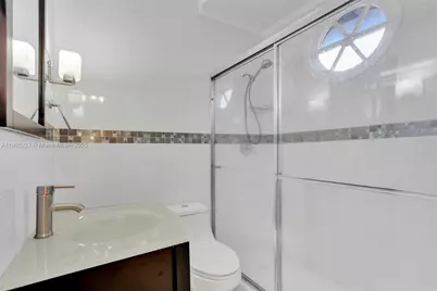 16232 NW 79th Ave, Miami Lakes, FL 33016 - Photo 27