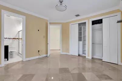 16232 NW 79th Ave, Miami Lakes, FL 33016 - Photo 15