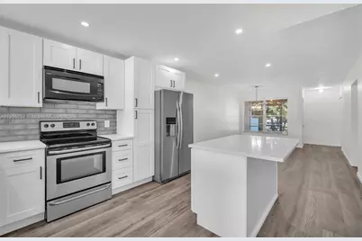 5904 S Rue Rd, West Palm Beach, FL 33415 - Photo 1