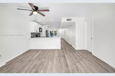 5904 S Rue Rd, West Palm Beach, FL 33415 - Photo 17