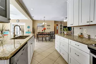 6740 Douglas St, Hollywood, FL 33024 - Photo 9