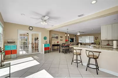 6740 Douglas St, Hollywood, FL 33024 - Photo 15