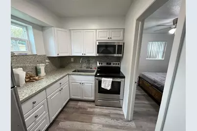 2744 NW 13th St #B, Fort Lauderdale, FL 33311 - Photo 5