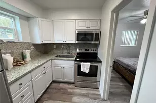 2744 NW 13th St, Fort Lauderdale, FL 33311 - Photo 5