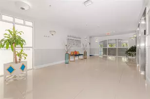 9725 NW 52nd St, Doral, FL 33178 - Photo 9