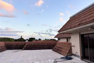 461 Ives Dairy Rd, Miami, FL 33179 - Photo 5