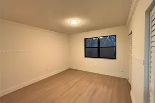 461 Ives Dairy Rd, Miami, FL 33179 - Photo 25