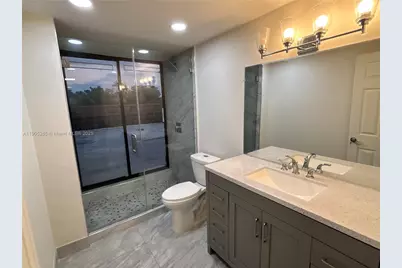 461 Ives Dairy Rd #402-2, Miami, FL 33179 - Photo 27