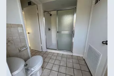 121 NE Prima Vista Blvd, Port Saint Lucie, FL 34983 - Photo 15