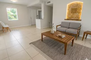 121 NE Prima Vista Blvd, Port Saint Lucie, FL 34983 - Photo 9