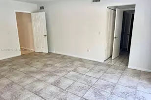 121 NE Prima Vista Blvd, Port Saint Lucie, FL 34983 - Photo 17