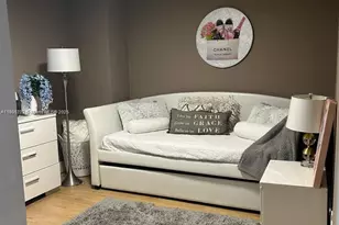 50 Biscayne Blvd, Miami, FL 33132 - Photo 21