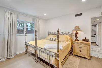 2889 NE 35th St, Fort Lauderdale, FL 33306 - Photo 49