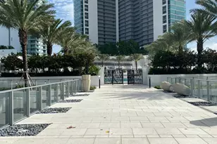 851 NE 1st Ave, Miami, FL 33132 - Photo 15
