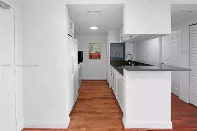 816 NW 11th St #610, Miami, FL 33136 - Photo 15