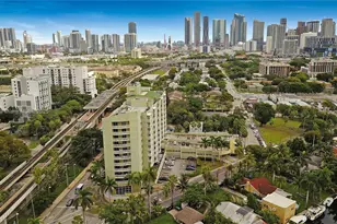 816 NW 11th St, Miami, FL 33136 - Photo 27