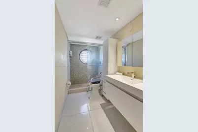 1000 Island Blvd #2004, Aventura, FL 33160 - Photo 33