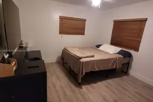 21760 NW 3rd St, Pembroke Pines, FL 33029 - Photo 29