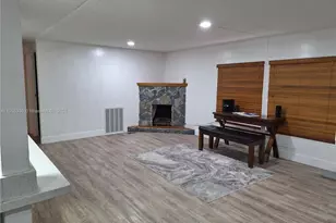 21760 NW 3rd St, Pembroke Pines, FL 33029 - Photo 7