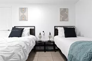 6650 McKinley St, Hollywood, FL 33024 - Photo 23