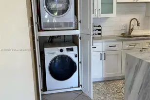 600 Executive Center Dr, West Palm Beach, FL 33401 - Photo 3