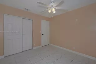 401 SW 76th Terrace, North Lauderdale, FL 33068 - Photo 21