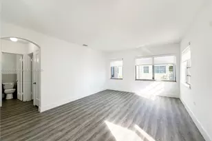 1920 Biarritz Dr, Miami Beach, FL 33141 - Photo 1