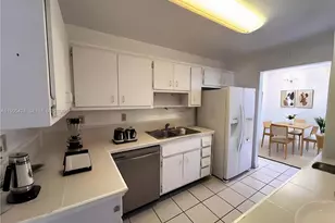 1205 Mariposa Ave, Coral Gables, FL 33146 - Photo 7