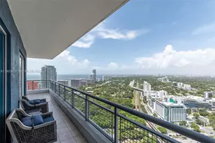 60 SW 13th St, Miami, FL 33130 - Photo 3