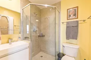 60 SW 13th St, Miami, FL 33130 - Photo 27
