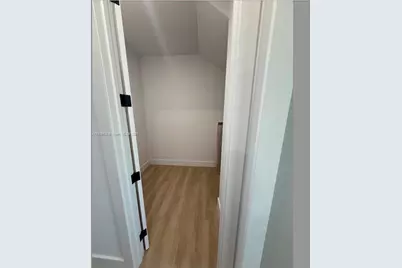 1259 SW 20th St, Miami, FL 33145 - Photo 31