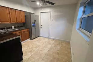 6390 Hayes St, Hollywood, FL 33024 - Photo 27