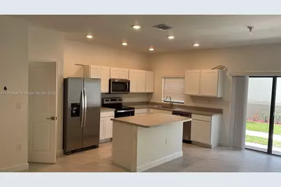 606 SW 12 St, Homestead, FL 33034 - Photo 5