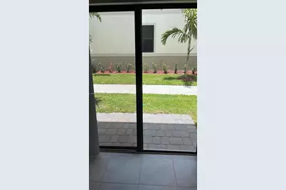 606 SW 12 St, Homestead, FL 33034 - Photo 7