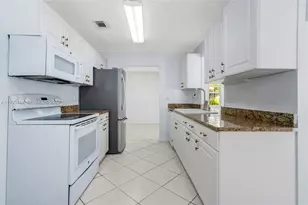 1005 SW 18th St, Boynton Beach, FL 33426 - Photo 15